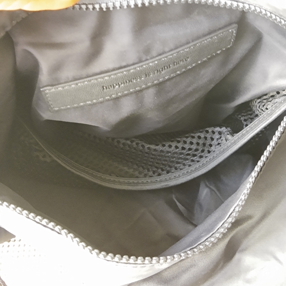 lululemon fixed strap sling bag